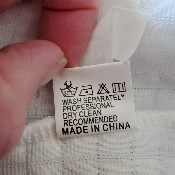 Pure white adorable waffle knit top - Picture 13 of 13